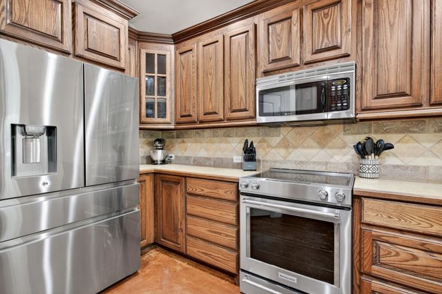 125 Miramar Circle, Weatherford, TX 76085