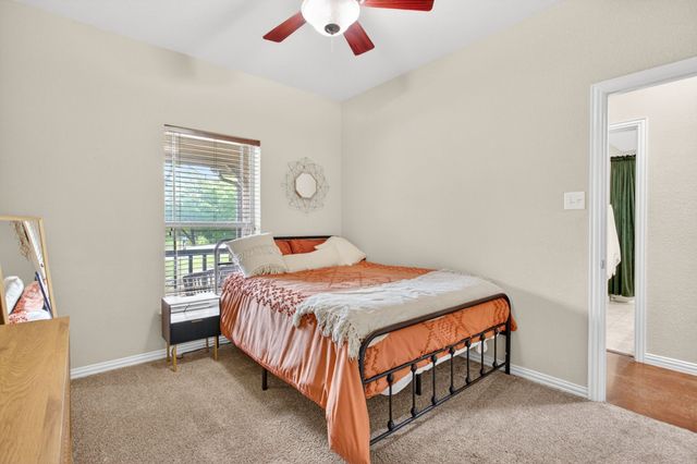 125 Miramar Circle, Weatherford, TX 76085