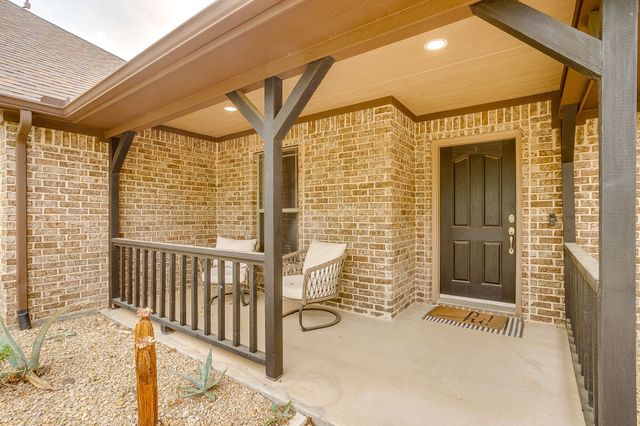125 Miramar Circle, Weatherford, TX 76085