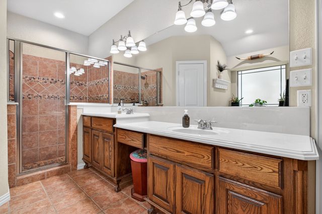 125 Miramar Circle, Weatherford, TX 76085