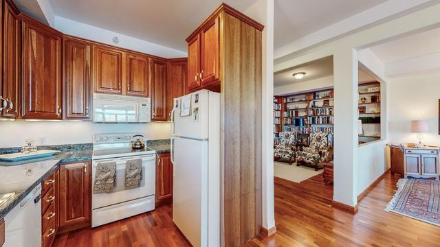 900 S Lakeshore Drive 405, Lake City, MN 55041