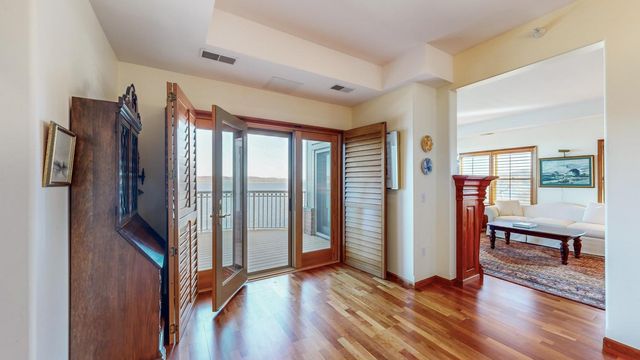 900 S Lakeshore Drive 405, Lake City, MN 55041