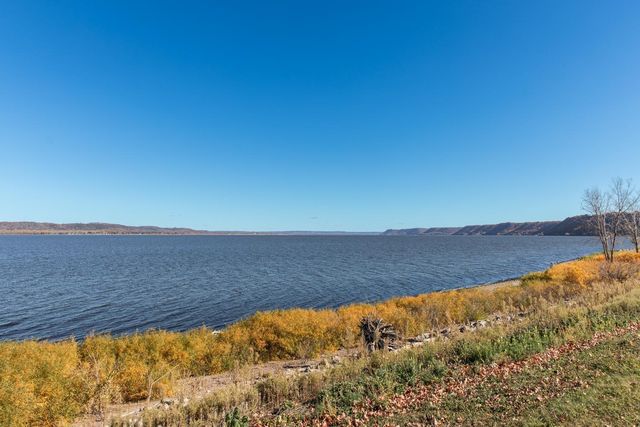 900 S Lakeshore Drive 405, Lake City, MN 55041