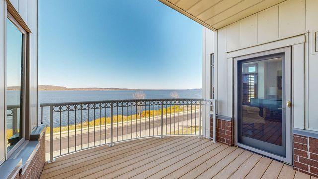 900 S Lakeshore Drive 405, Lake City, MN 55041