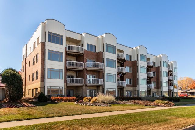 900 S Lakeshore Drive 405, Lake City, MN 55041