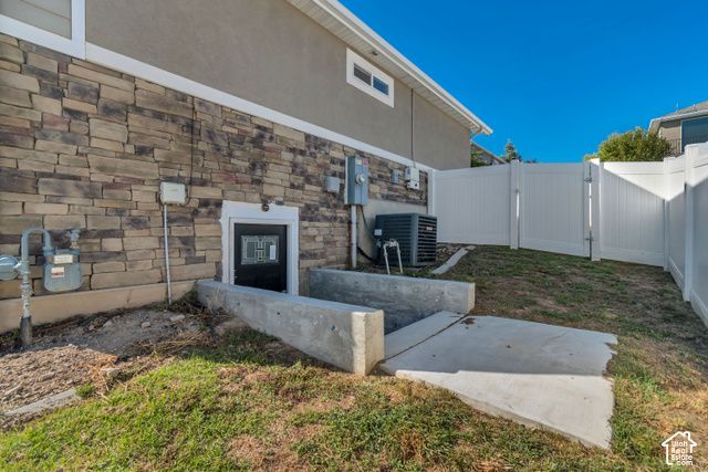 4122 W DEEP DELL DR, South Jordan, UT 84009