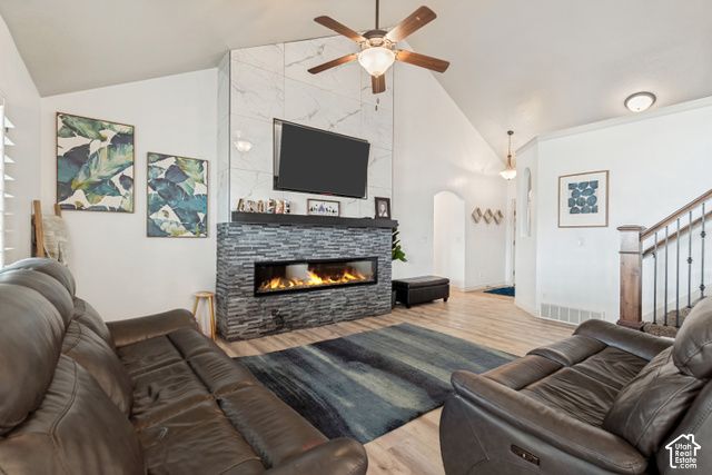 4122 W DEEP DELL DR, South Jordan, UT 84009