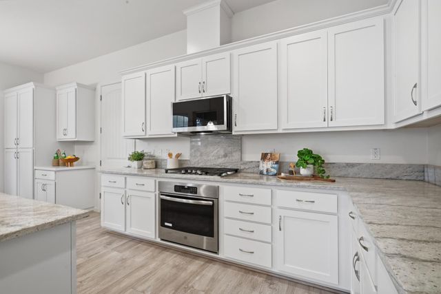 207 Alboran Sea Cir, Sacramento, CA 95834