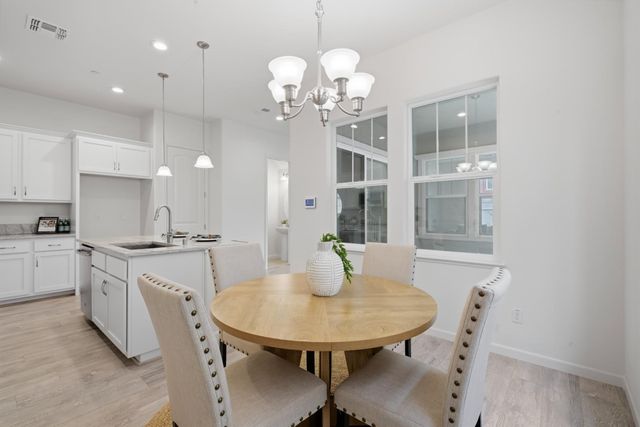 207 Alboran Sea Cir, Sacramento, CA 95834