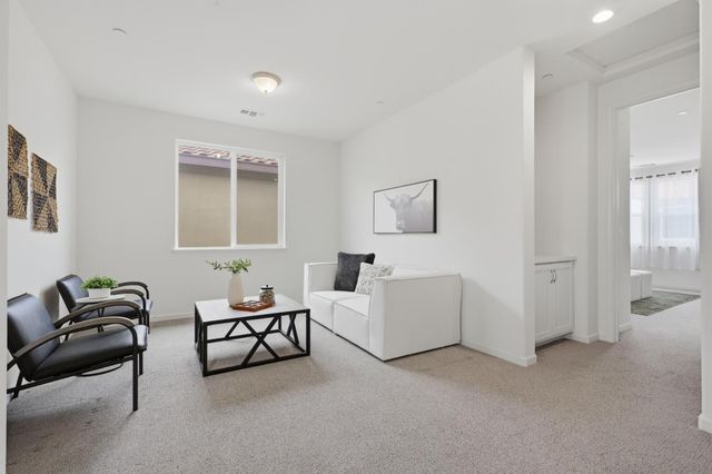 207 Alboran Sea Cir, Sacramento, CA 95834