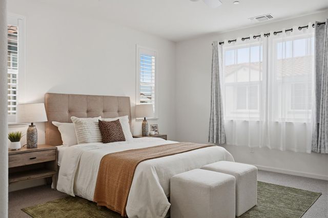 207 Alboran Sea Cir, Sacramento, CA 95834