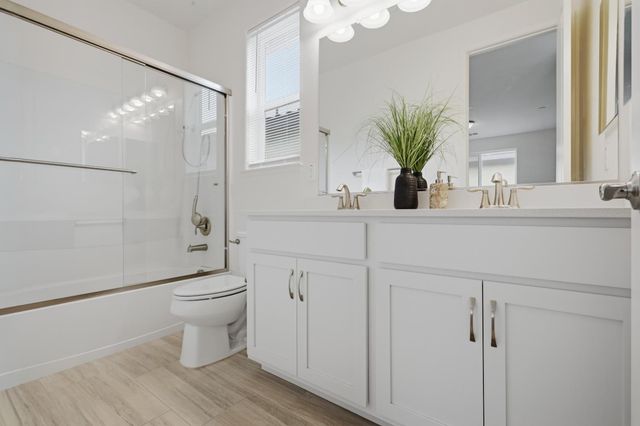 207 Alboran Sea Cir, Sacramento, CA 95834