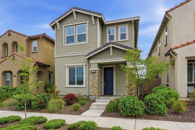 207 Alboran Sea Cir, Sacramento, CA 95834