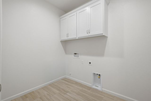 207 Alboran Sea Cir, Sacramento, CA 95834