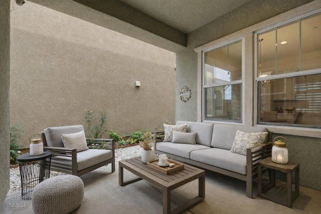 207 Alboran Sea Cir, Sacramento, CA 95834