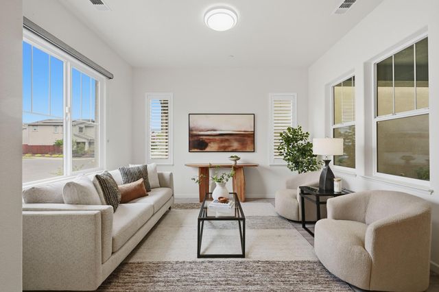 207 Alboran Sea Cir, Sacramento, CA 95834