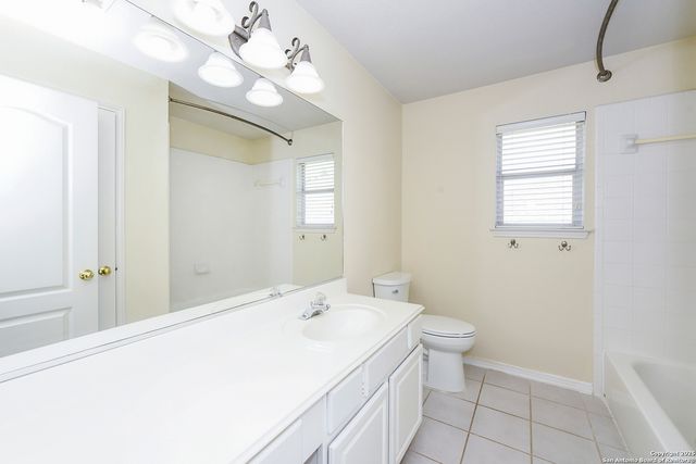 26048 stone, San Antonio, TX 78260