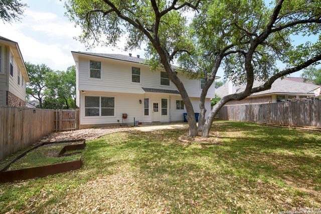 26048 stone, San Antonio, TX 78260