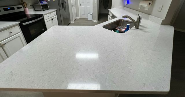 9726 Parker Lake Circle, Navarre, FL 32566