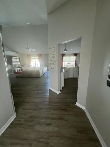 9726 Parker Lake Circle, Navarre, FL 32566