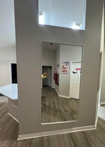 9726 Parker Lake Circle, Navarre, FL 32566