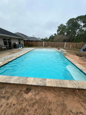 9726 Parker Lake Circle, Navarre, FL 32566