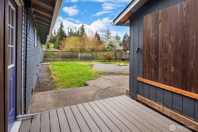 26205 14th Avenue S, Des Moines, WA 98198