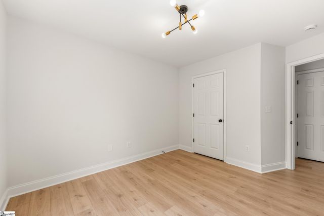 52 Uneeda Drive, Greenville, SC 29605