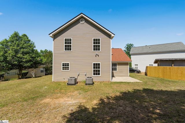 52 Uneeda Drive, Greenville, SC 29605
