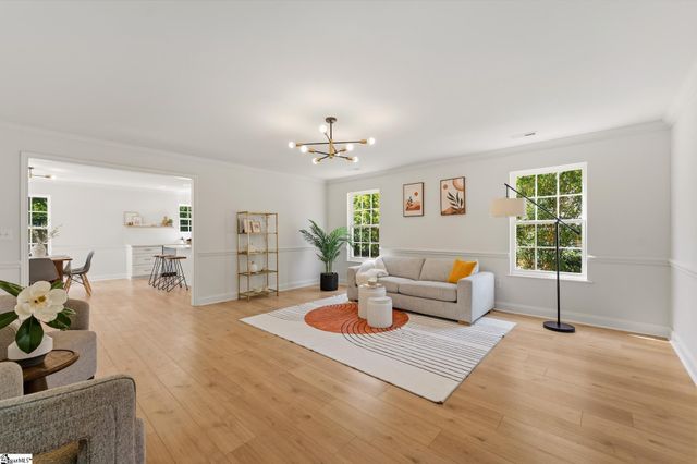 52 Uneeda Drive, Greenville, SC 29605