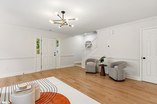 52 Uneeda Drive, Greenville, SC 29605