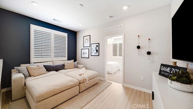 3221 Homestead Paseo, Ontario, CA 91761