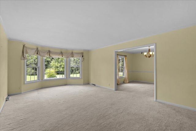 1002 Allenwood Dr, Ashland City, TN 37015