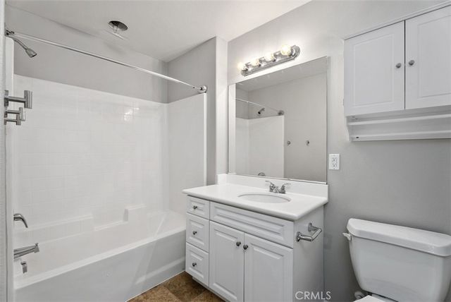 117 Silverado, Irvine, CA 92618