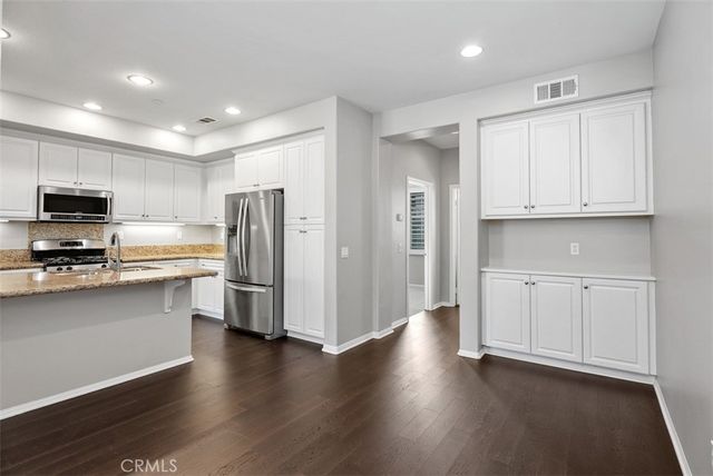 117 Silverado, Irvine, CA 92618