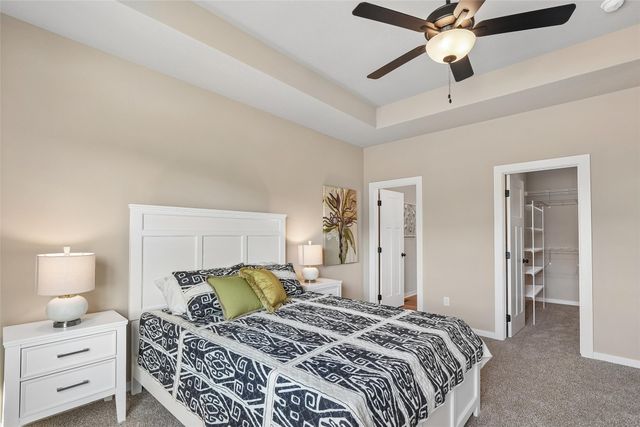 558 SE Hollow Court, West Des Moines, IA 50265
