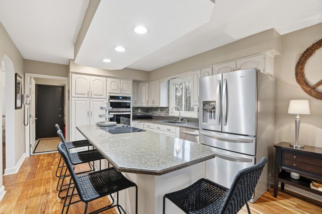 480 Ashford Lane, Valparaiso, IN 46385