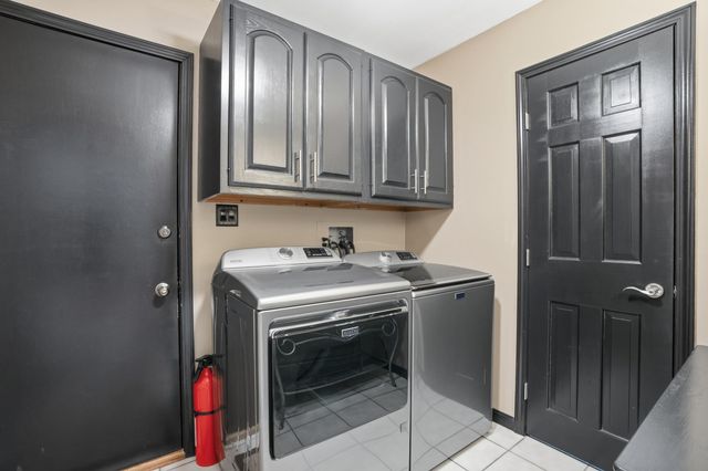 480 Ashford Lane, Valparaiso, IN 46385