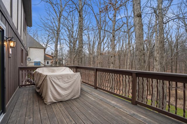 480 Ashford Lane, Valparaiso, IN 46385