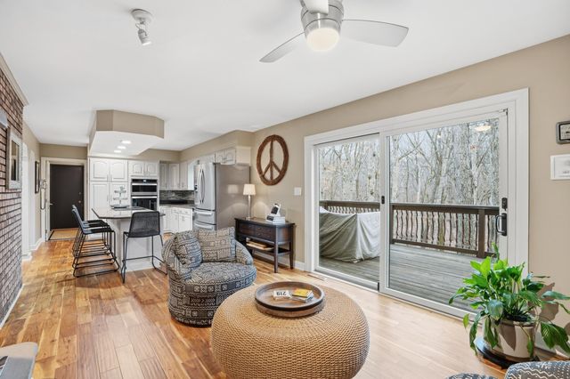 480 Ashford Lane, Valparaiso, IN 46385