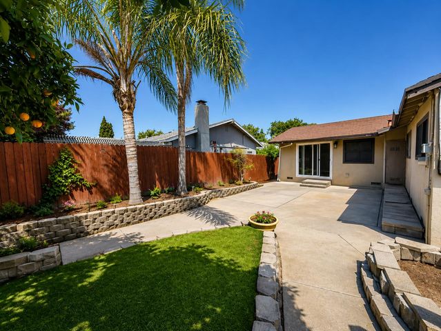 4556 Beechnut Way, Sacramento, CA 95823