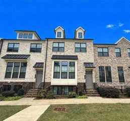 425 Fair View Circle, Roswell, GA 30076