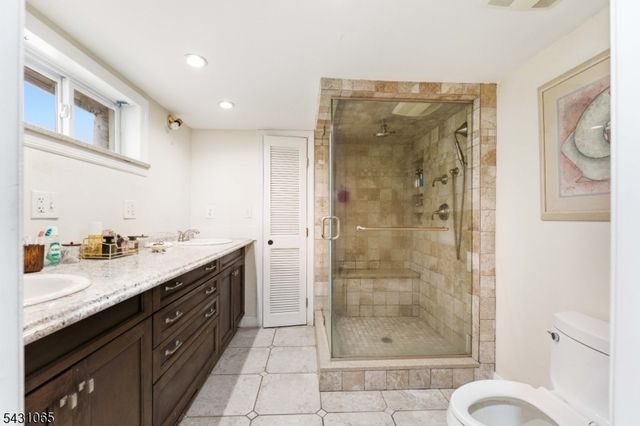 631 Golf Ter, Union Twp., NJ 07083