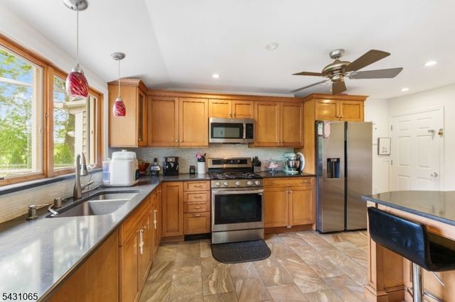 631 Golf Ter, Union Twp., NJ 07083