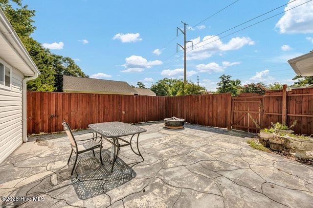 1107 Pine Grove Drive, Wilmington, NC 28409