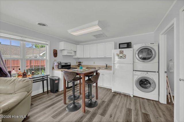 1107 Pine Grove Drive, Wilmington, NC 28409