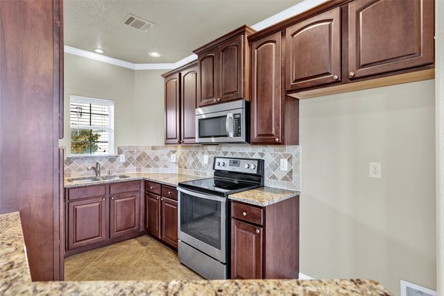706 S Jupiter Road 905, Allen, TX 75002