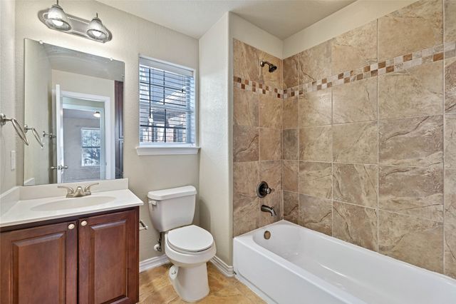 706 S Jupiter Road 905, Allen, TX 75002