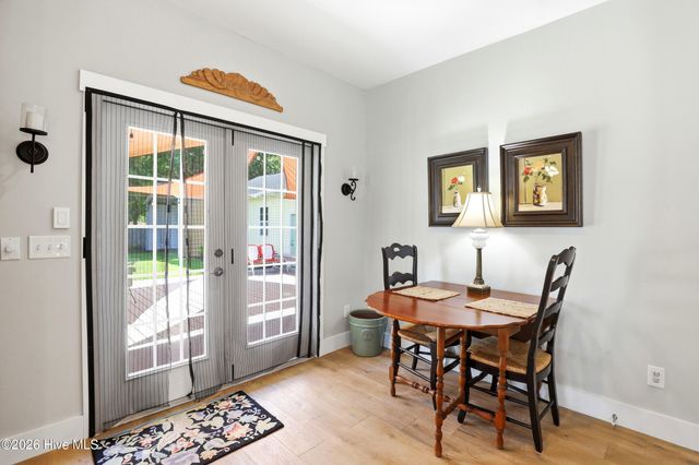 807 Factory Road, Hampstead, NC 28443