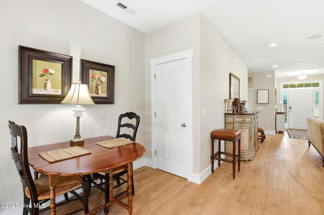 807 Factory Road, Hampstead, NC 28443